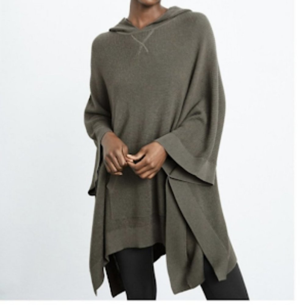 Garnet Hill Hooded Waffle Stitch Poncho SZ S/M Green